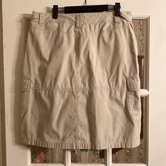 618.  Tan skirt in excellent used condition. - Picture 2 of 3